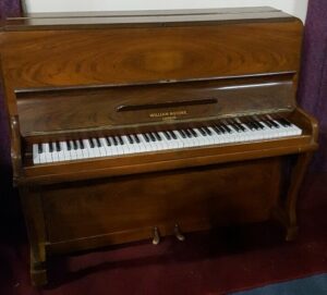 William Squire Upright Piano (086)