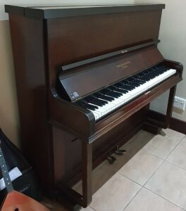 George Rogers Upright Piano (117)