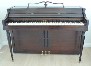 Wurlitzer Upright Piano (248)