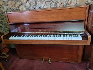 Yamaha Upright Piano (765)