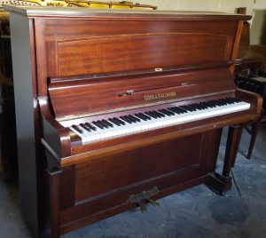 Gors & Kallmann Upright Piano (632)