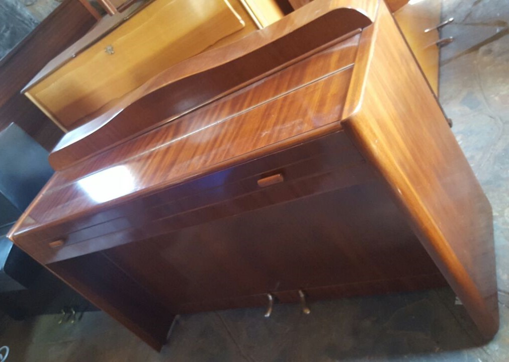 Eavestaff Upright Piano (225)