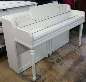 Wurlitzer Upright Piano (426)