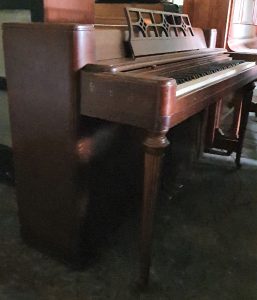 Wurlitzer Upright Piano (453)