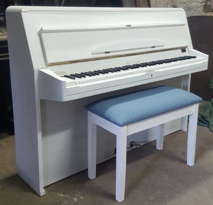 Rippen Upright Piano (503)