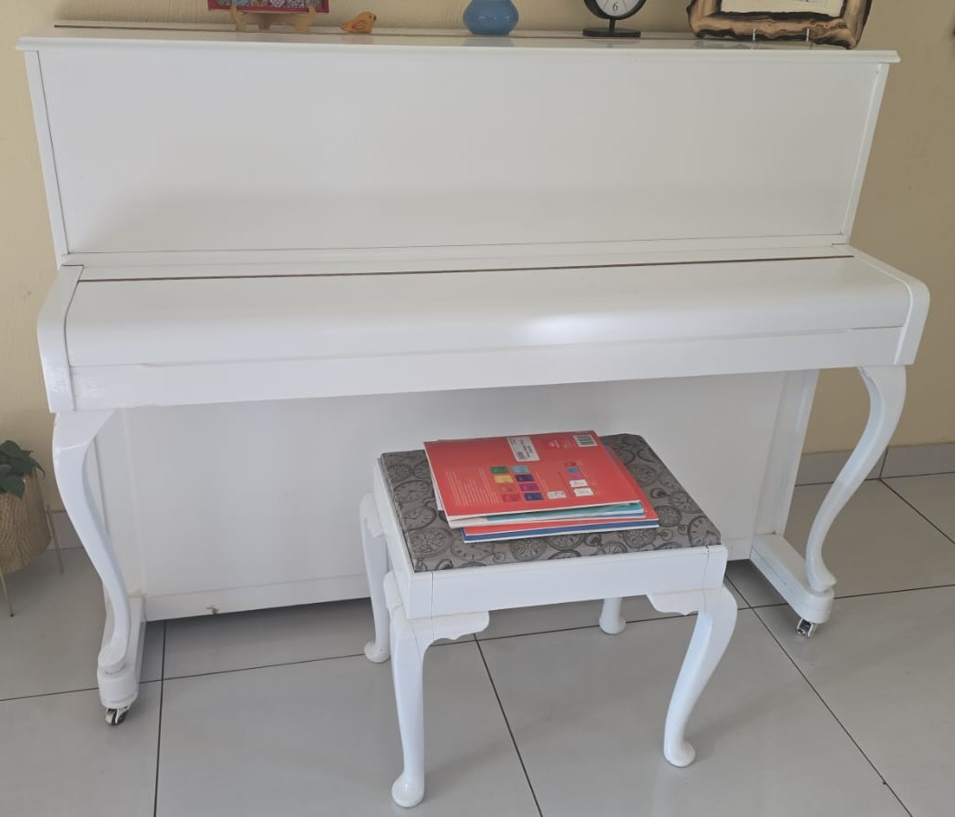 Otto Bach Upright Piano (416)