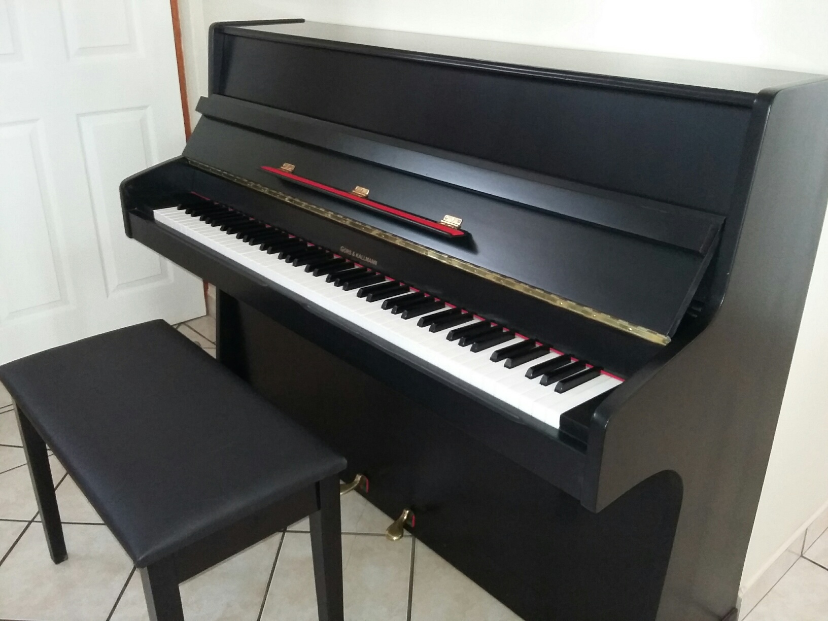 Gors & Kallmann Upright Piano (720)