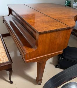 Rosler Grand Piano (908)