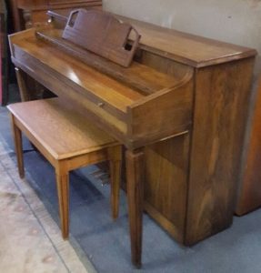 Hardman Upright Piano (109)
